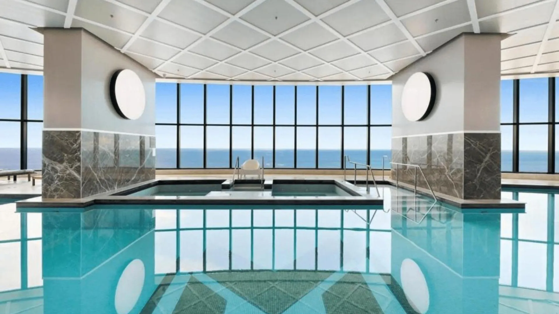 Oceans Suites - Q Stay Gold Coast Hotel