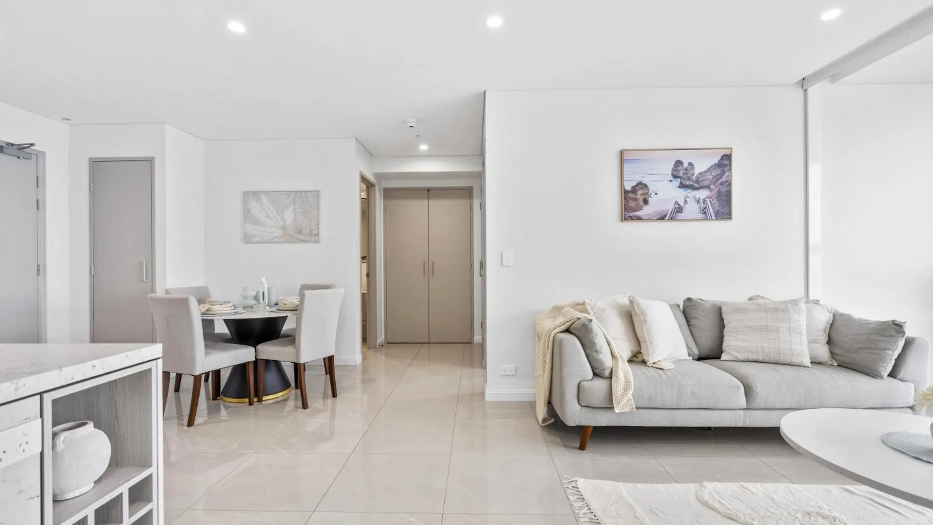 Oceans Suites - Q Stay Gold Coast Hotel