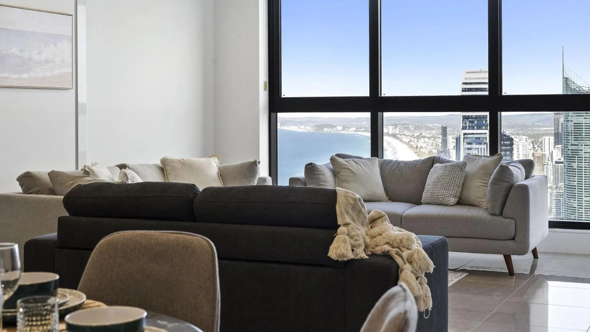 Oceans Suites - Q Stay Gold Coast Australia