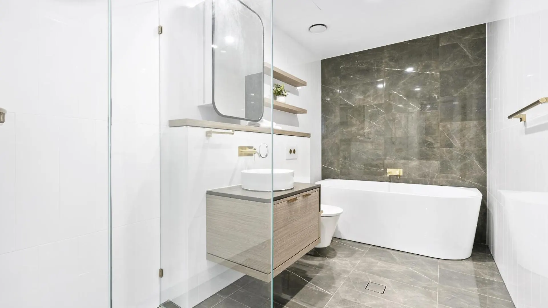 Oceans Suites - Q Stay Gold Coast