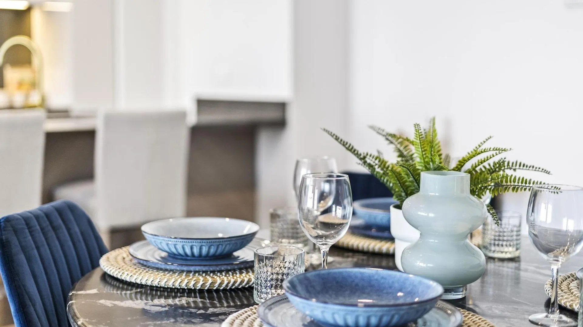 **** Hotel Oceans Suites - Q Stay Gold Coast Australia