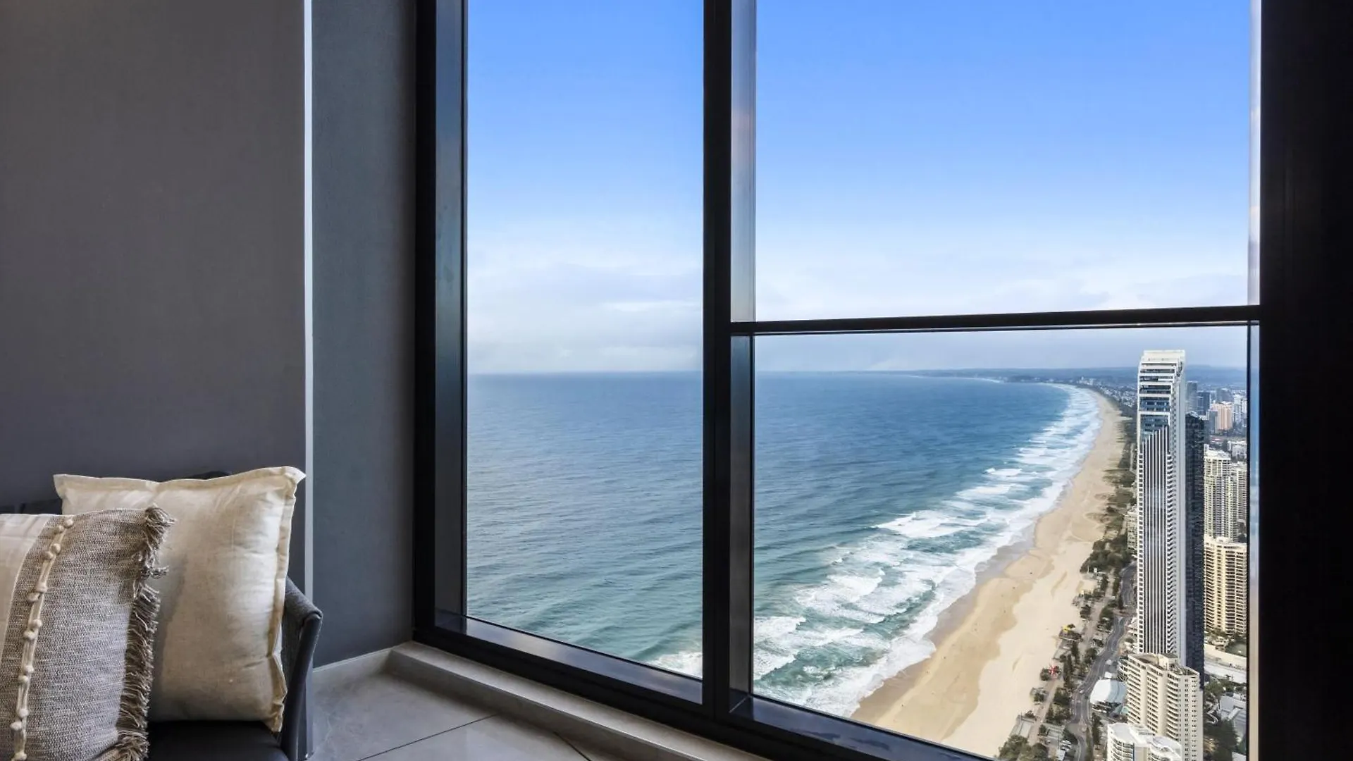 Oceans Suites - Q Stay Gold Coast 4*,  Australia